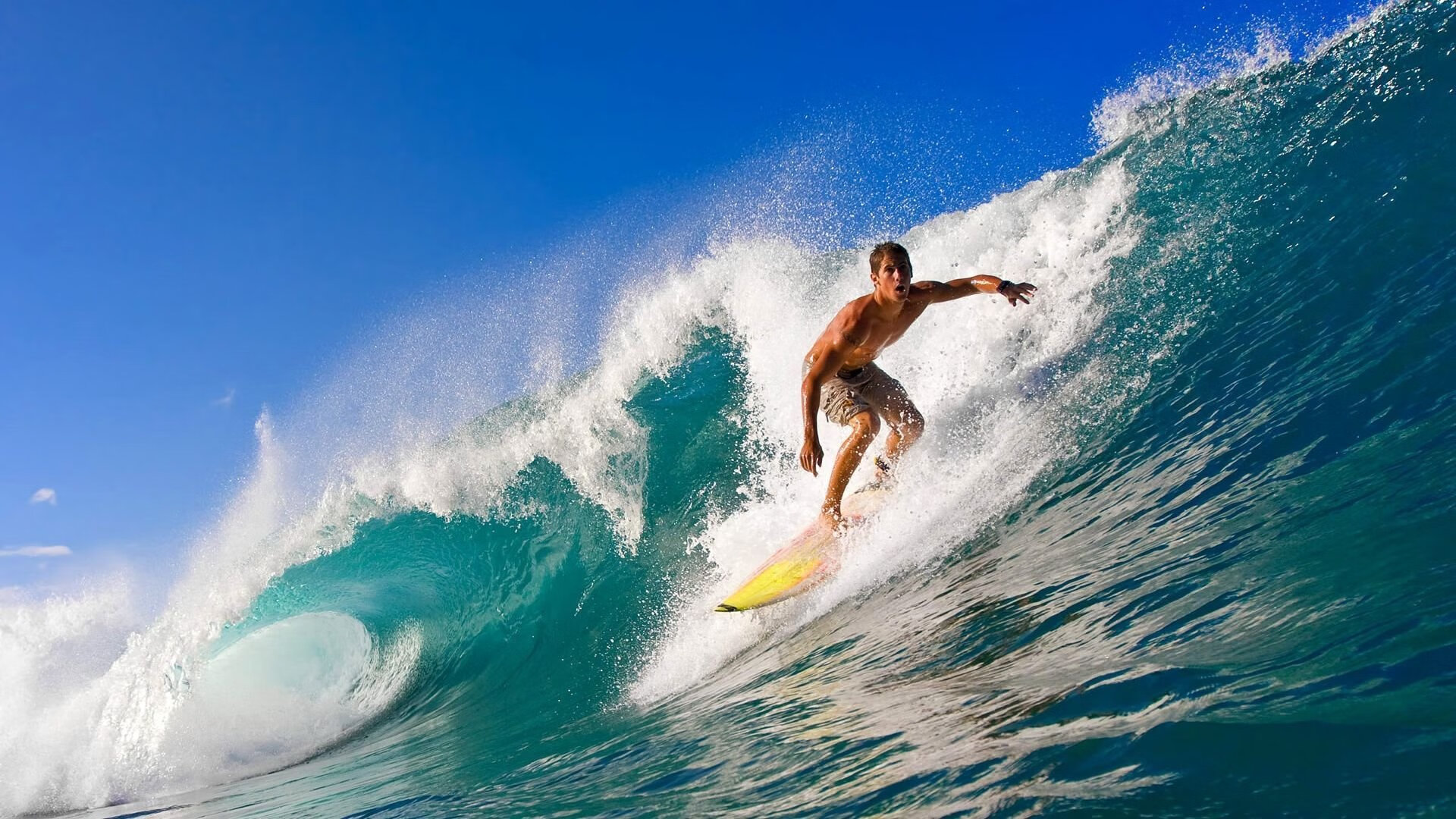 “逆境求胜：车手在极端环境的英勇战役”